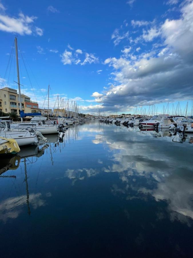 Cap D'agde Beau 2 Pieces Commerces A Pieds !
